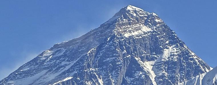17 души загинаха от лавини на Еверест, сред тях е и топ мениджър на Google