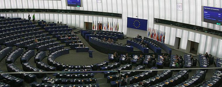 Българските и румънските евродепутати искат да падне мониторинговия механизъм