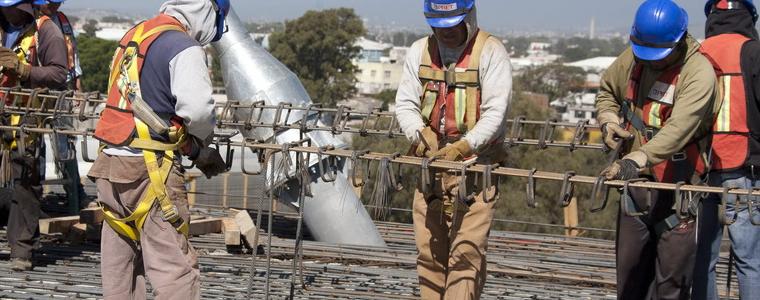 Франция и Германия са поискали стриктен контрол на нашите фирми