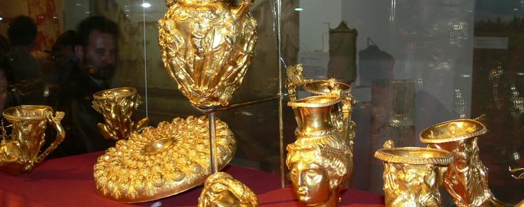 Откриват изложбата на тракийските съкровища в Лувъра