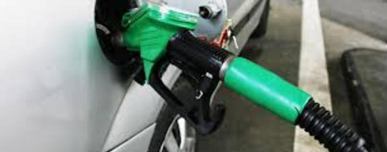 Бензин и дизел поевтиняват в разгара на лятото