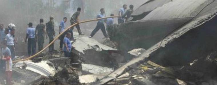 Жертвите на самолетната катастрофа в Индонезия надхвърлиха 140 души