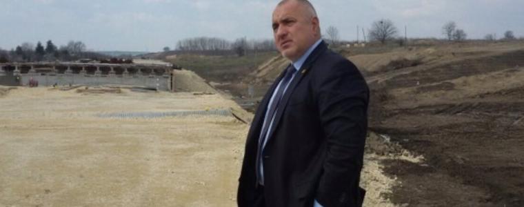 Борисов: Ние всеки ден строим нови пътища, а вие не си гледате децата! 