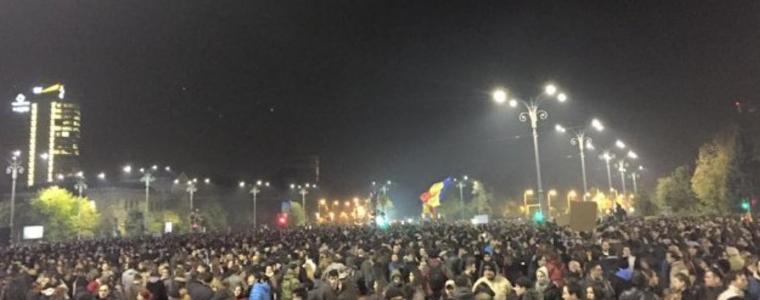 Горелият клуб в Букурещ предизвика протести 