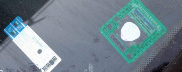 Бум на кражбите на винетки, режат стъкла с ъглошлайф!