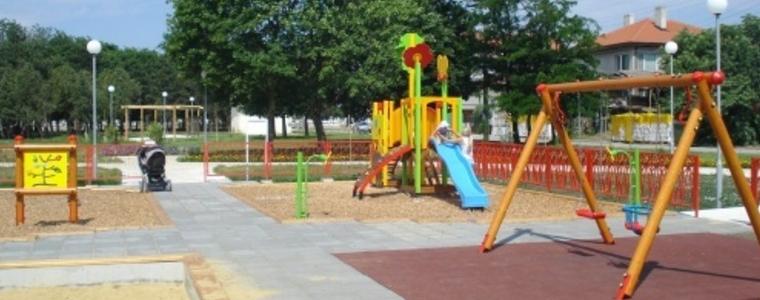 Община Каварна предупреждава да не се използват детски площадки 