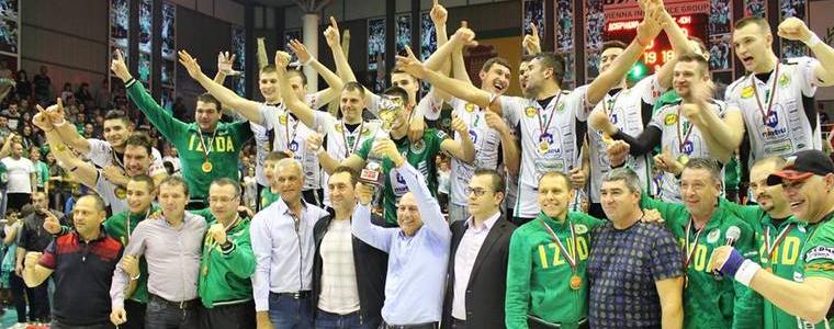 Добрич е едва шестият град извън столицата - шампион по волейбол