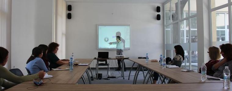Ротари клуб-Добрич организира обучение на учители за работа с интерактивна бяла дъска