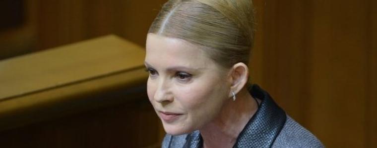 Тимошенко поиска ревизия на правителството на Яценюк