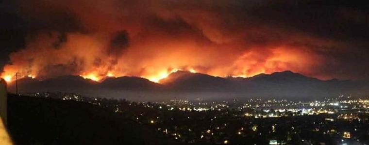 Близо 1000 пожарникари се опитват да спрат огнена стихия до Лос Анджелис