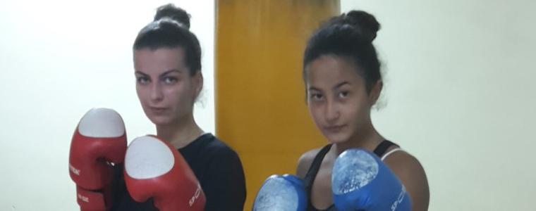 Състезателки по кик-бокс от СК "Ринг" Каварна ще участват на световно първенство