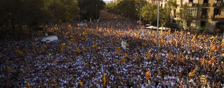 Стотици хиляди каталунци излязоха на улиците с призив за независимост