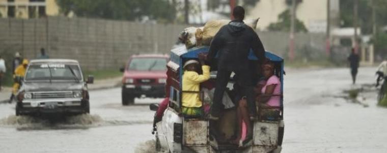 1000 станаха жертвите на урагана „Матю” в Хаити