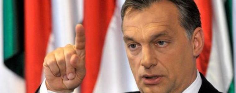 Унгарците гласуват на референдум за бежанците