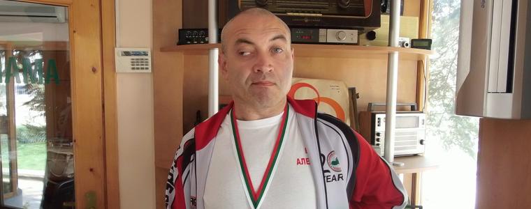 Захари Стоянов остана четвърти на Световното по канадска борба