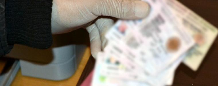 Паспортните служби в страната работят извънредно заради изборите