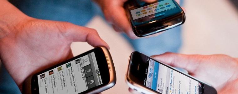 Българите използват интернет основно през мобилните си телефони, сочи проучване на Евростат