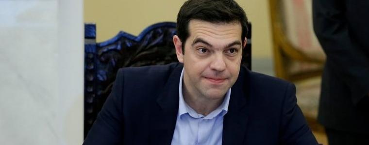 Коледни бонуси, обещани от Ципрас, накараха кредиторите да замразят облекченията за гръцкия дълг