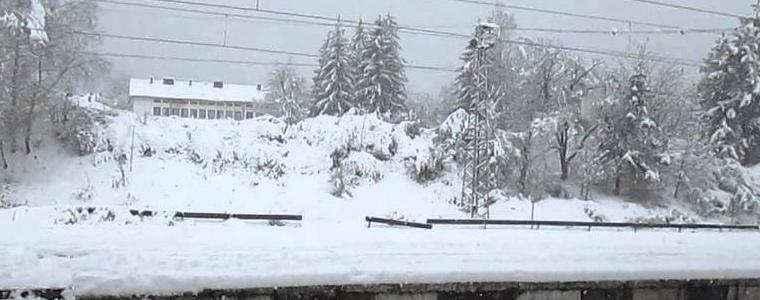 130 души бяха евакуирани в Сърбия заради снега и студа 