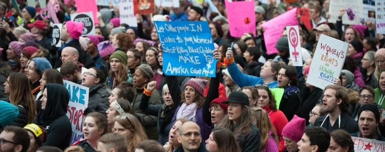 500 000 се включиха в "марша на жените" във Вашингтон