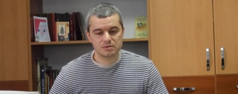 Костадинов: „В името на народа сте осъдени на смърт“, да е следващото изречение на Радев