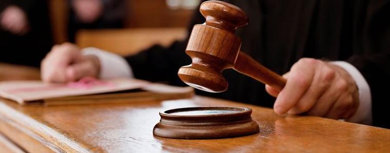 Окръжен съд - Добрич потвърди присъда от 3 години затвор за кражба на домашна ракия 