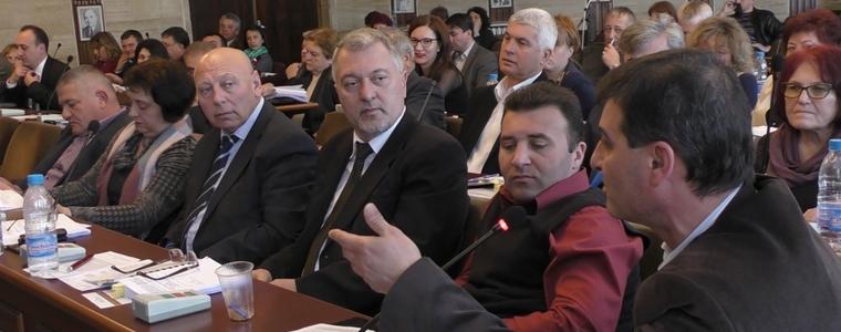 Росен Русев остава управител на „Тролейбусен транспорт”, избират нов на „Жилфонд-инвест” (ВИДЕО)