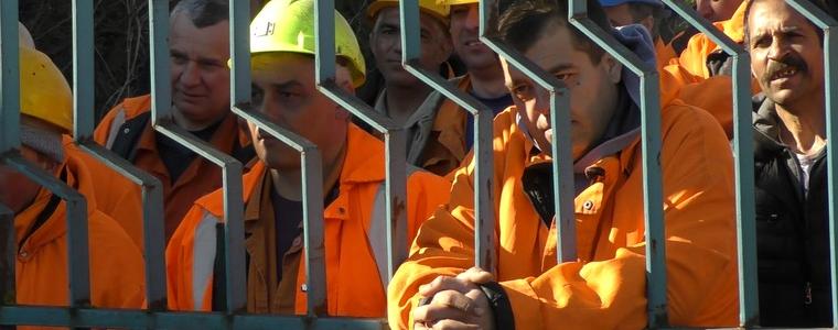 Мая Манолова при миньорите: 460 лева заплата за хора, които работят под земята, е експлоатация