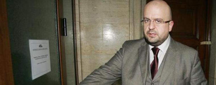 Камен Костадинов от ДПС хвърли оставка от парламента  