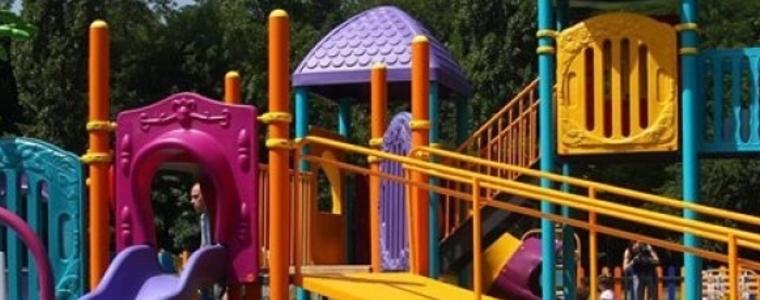 Кметът на Добрич ще открие две нови детски площадки по улица „Хан Тервел“