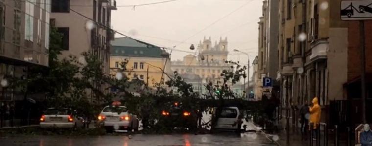 16 жертви на урагана в Русия