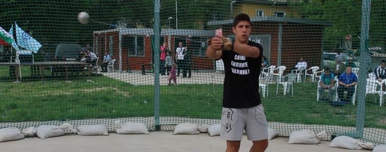 Лека атлетика: Валентин Андреев подобри 28-годишен рекорд на Балканиадата за мл.възраст