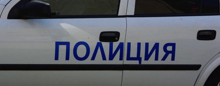 Майка и син нападнаха полицаи в Добрич, защото им написали акт за паркиране на място за инвалиди