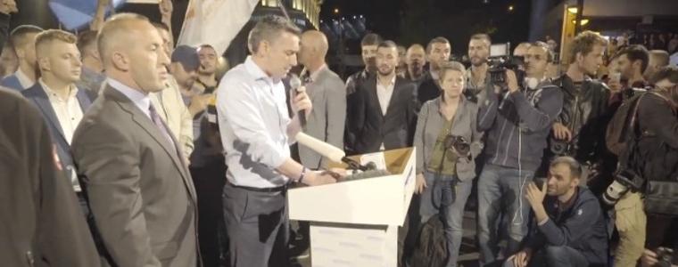Победа за „Коалицията на оръжията” в Косово
