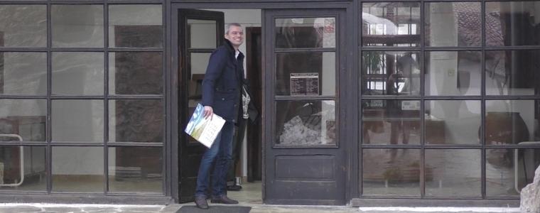 Районният съд отхвърли иска на бившия директор на музея срещу Община Добрич