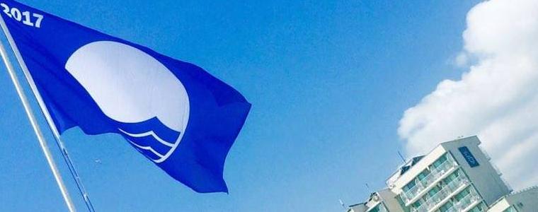Синият флаг вече се вее на плажа на Албена