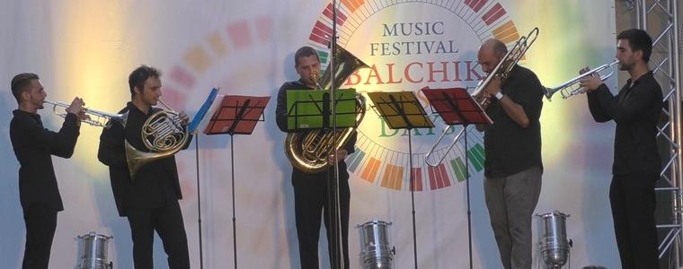 Брас квинтет от студенти впечатли публиката на Balchik Classic Days (ВИДЕО)