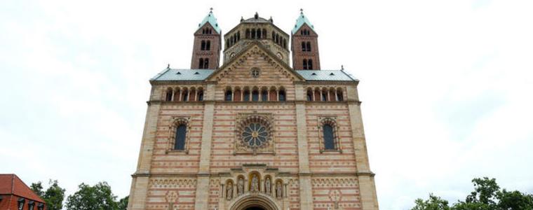 Хелмут Кол ще бъде погребан днес след уникална "европейска церемония" в Страсбург