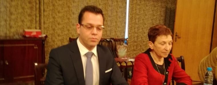 Кметът на Добрич и синдикатите подписаха анекс за вдигане на заплатите във функция „Здравеопазване“