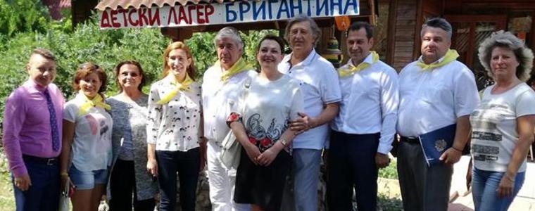 Министър Ангелкова и руският посланик посетиха Детски лагер "Бригантина" в Албена