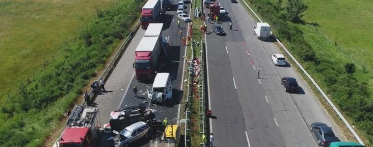 Прокуратурата търси виновен за катастрофата в Ихтиман