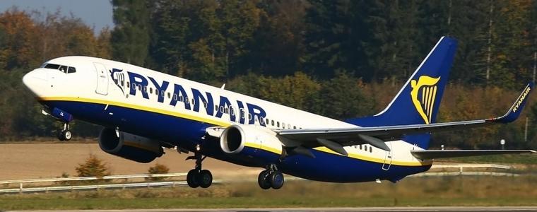 "Ryanair" отменя полетите на над 400 хил. пътници