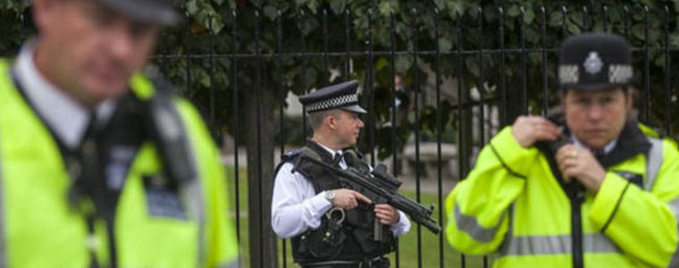 Британската полиция арестува още един мъж заради атентата в метрото в Лондон