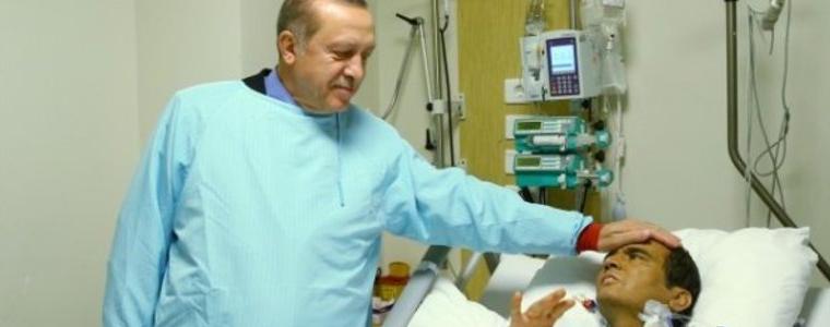 Ердоган на крака при Наим. Щангистът – усмихнат, говори 