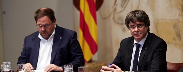 Повдигат обвинения на каталунски политици 