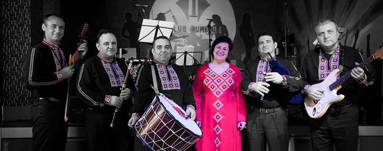 Галя Дурмушлийска и оркестър „Приятели” с благотворителен коледен концерт в Добрич