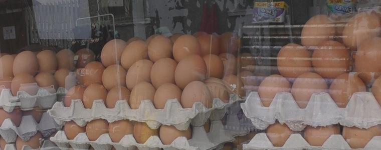 Яйцата на пазара в Добрич - между 27 и 34 стотинки (ВИДЕО)