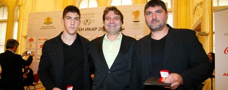 Баща и син Андрееви със Златни значки на БОК