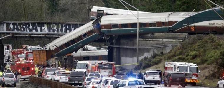 Трима са загиналите при катастрофата на влак в щата Вашингтон