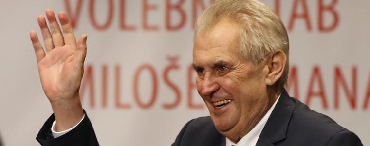 Евроскептикът Земан спечели втори мандат като президент на Чехия